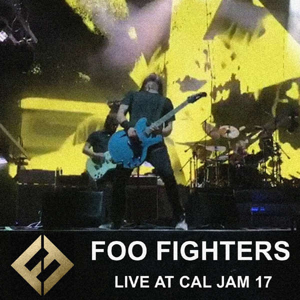 FooFighters2017-10-7CalJamSanBernardinoCA (3).jpg